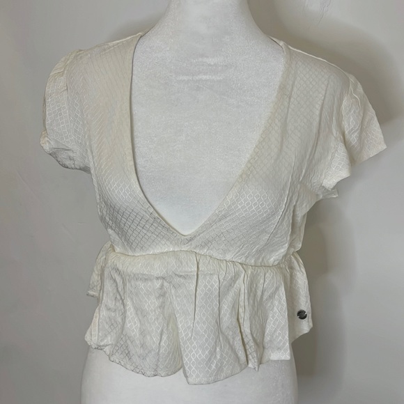 NWT cropped top - Picture 1 of 3